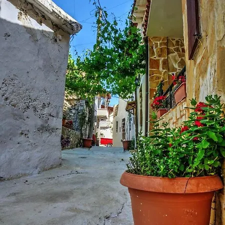 Villa Panoramic With Private Pool Near παγκαλοχώpι *