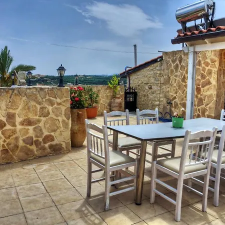 Panoramic With Private Pool Near παγκαλοχώpι